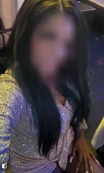 Bouchra, 36