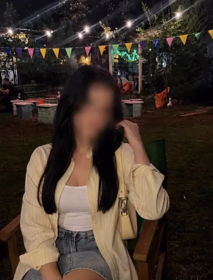 Fenna, 24