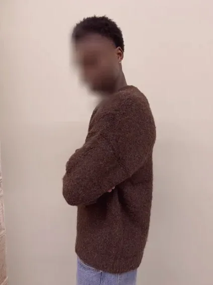Lauren, 23